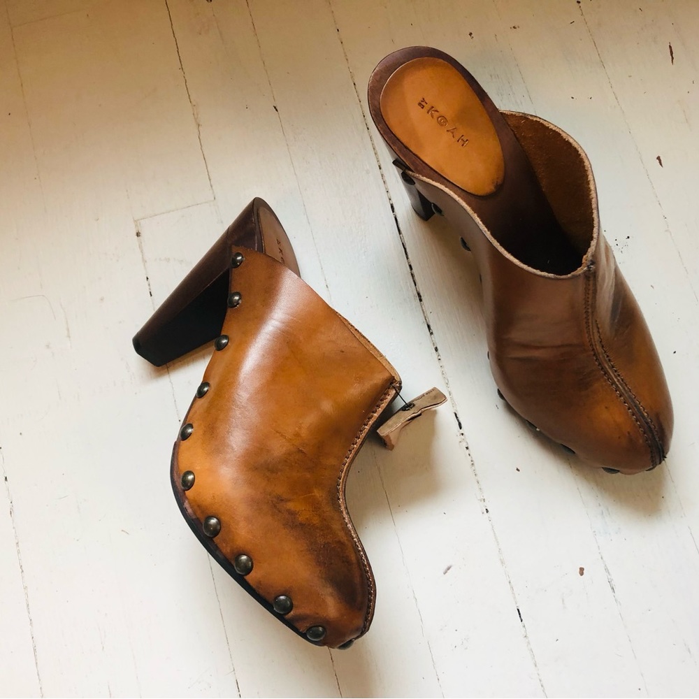 KOAH NWT Brown Leather Riveted Wood Mules EU 39/ US 8.5